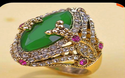 Emerald Empress Ring