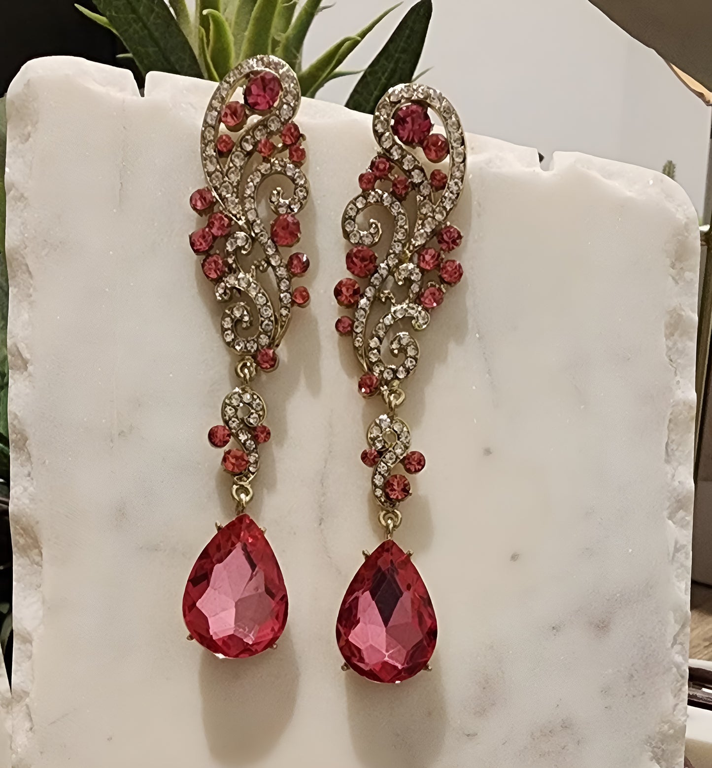 Ruby Royale Swirl Drops