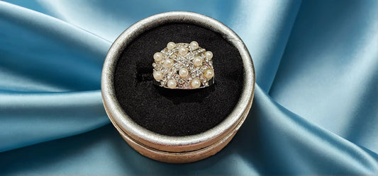 Pearl Lattice Ring