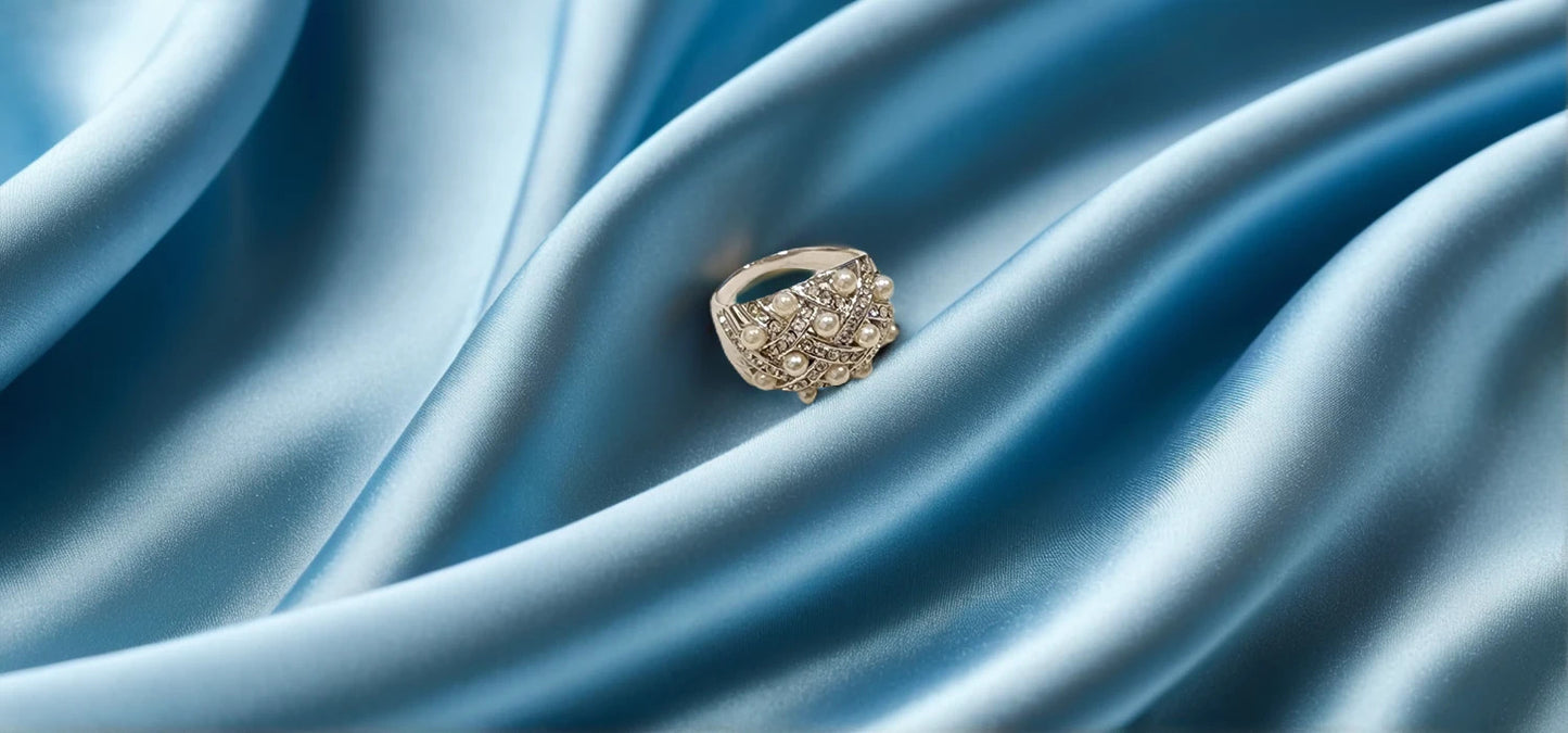 Pearl Lattice Ring