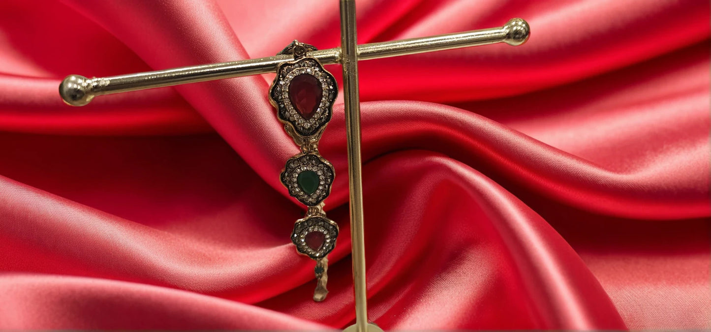 Regal Teardrop Stone Bracelet